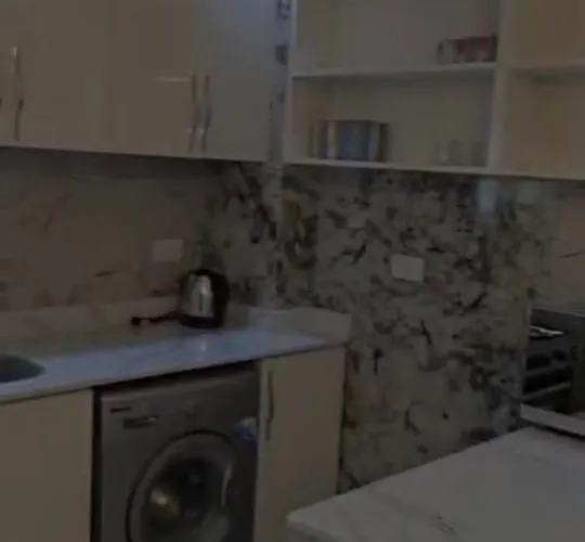 Hub Apartment *